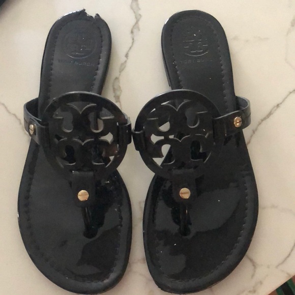Tory Burch Shoes - Black Tory Burch scandals